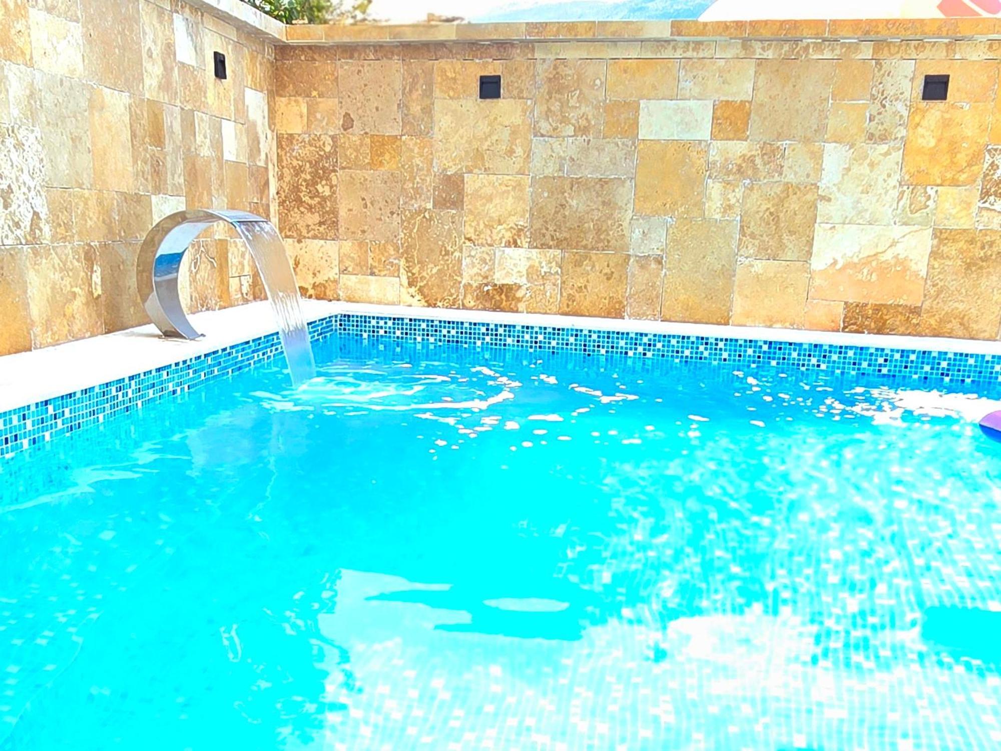 Aquamarine Jaz Montenegro بودفا المظهر الخارجي الصورة